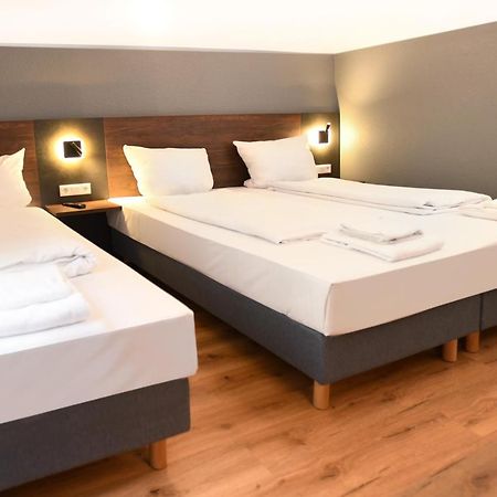 Hotel Apadana Frankfurt Frankfurt am Main Dış mekan fotoğraf