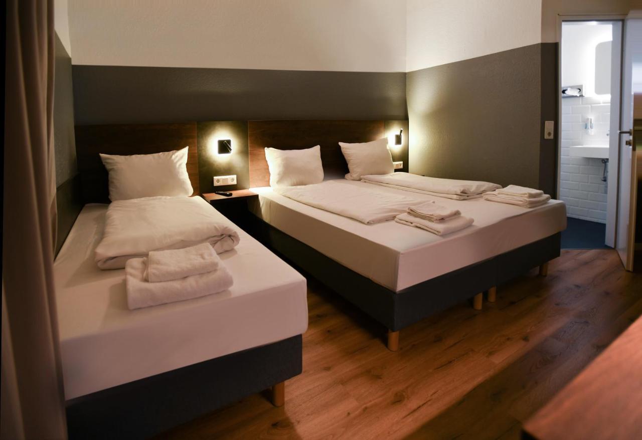 Hotel Apadana Frankfurt Frankfurt am Main Dış mekan fotoğraf