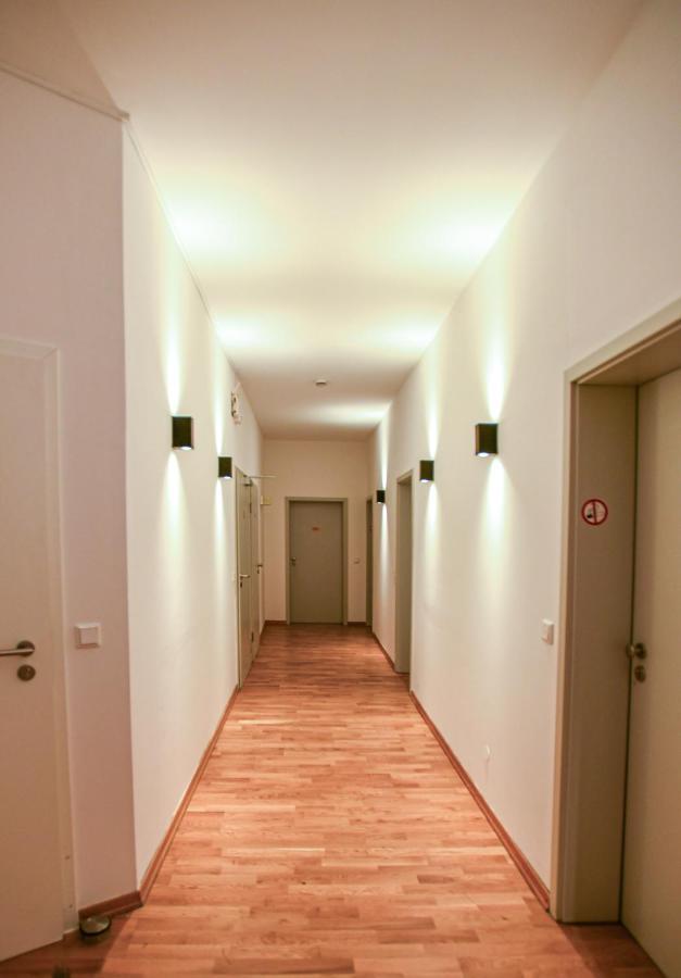 Hotel Apadana Frankfurt Frankfurt am Main Dış mekan fotoğraf