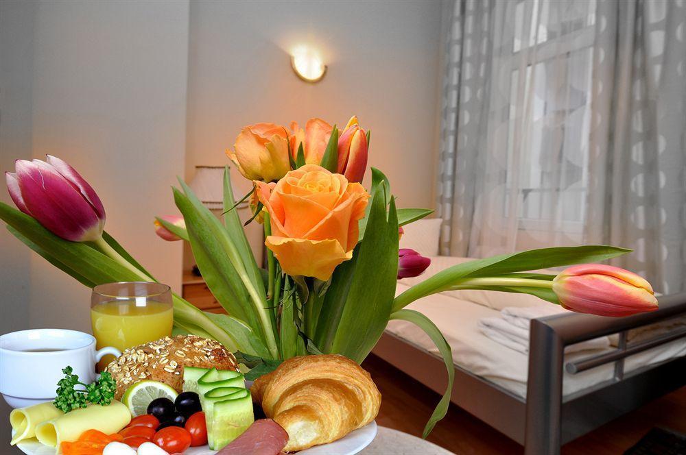 Hotel Apadana Frankfurt Frankfurt am Main Dış mekan fotoğraf